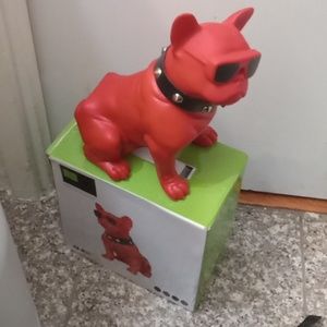 Portable wireless speaker